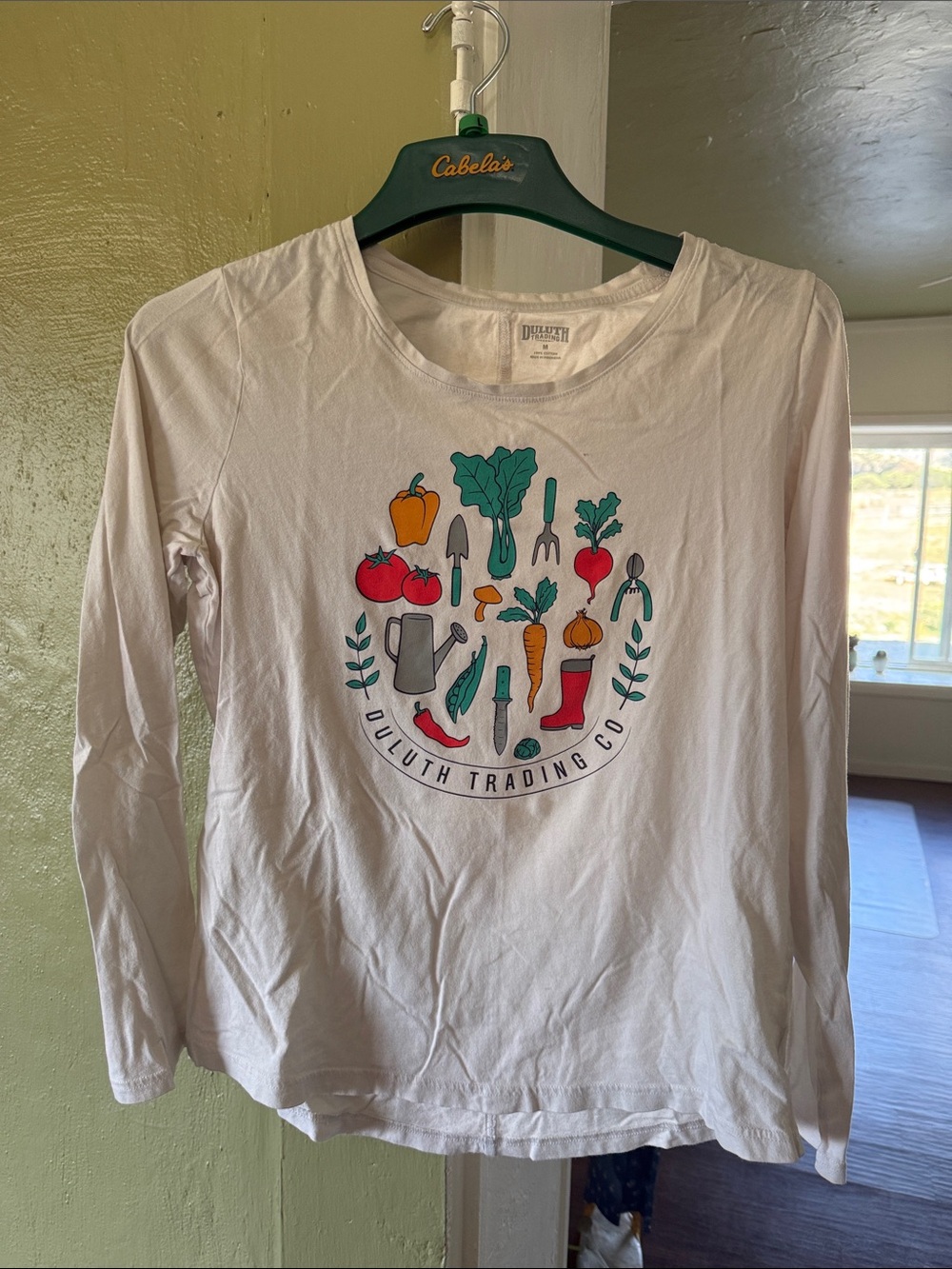 Duluth Trading Co Kids White Long-Sleeve Garden Tools & Veggie Tee